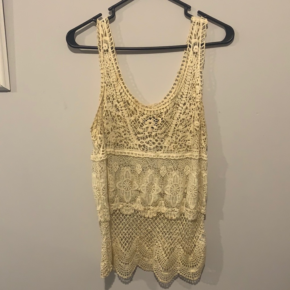 American Eagle Cream Tank Top